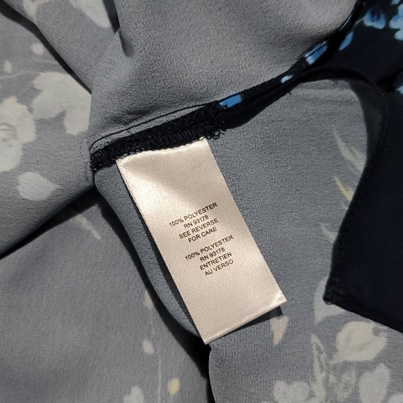 T Tahari Womens Navy Floral Print Ruffled Blouse T - Picture 7 of 7